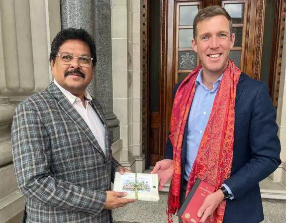 Prof. Srinivas Subbarao with hosts and AIBF leaders